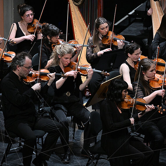 Concert conjoint de l'Orchestre de l'HEMU et de l'Orchestre de chambre de Lausanne : Une soirée d’émotion entre brume, danse et transfiguration.